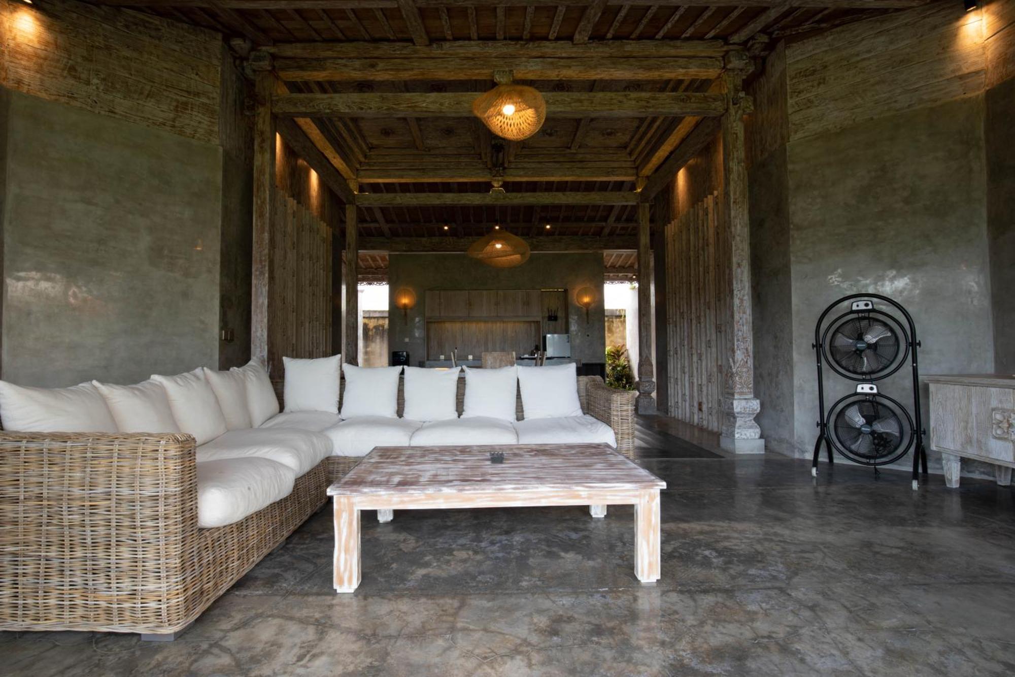 Casa Batu Belig Villa Seminyak Kamer foto